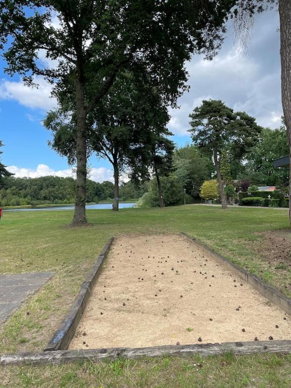Freistehendes Ferienhaus Am See Naehe Roermond Heel Eksteriør bilde