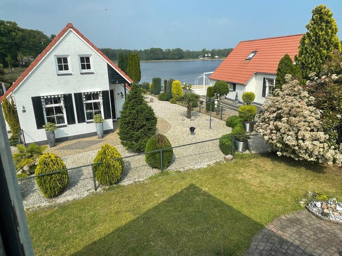 Freistehendes Ferienhaus Am See Naehe Roermond Heel Eksteriør bilde