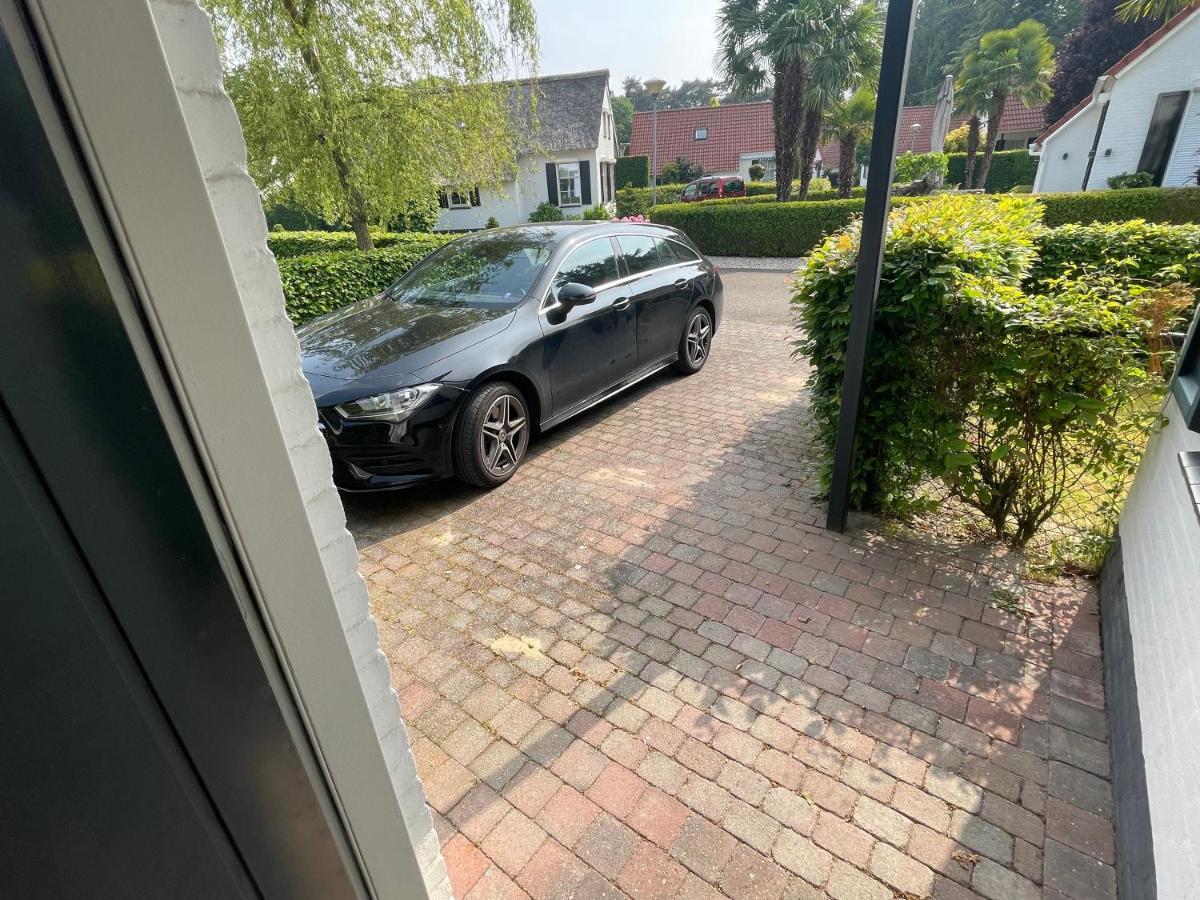 Freistehendes Ferienhaus Am See Naehe Roermond Heel Eksteriør bilde