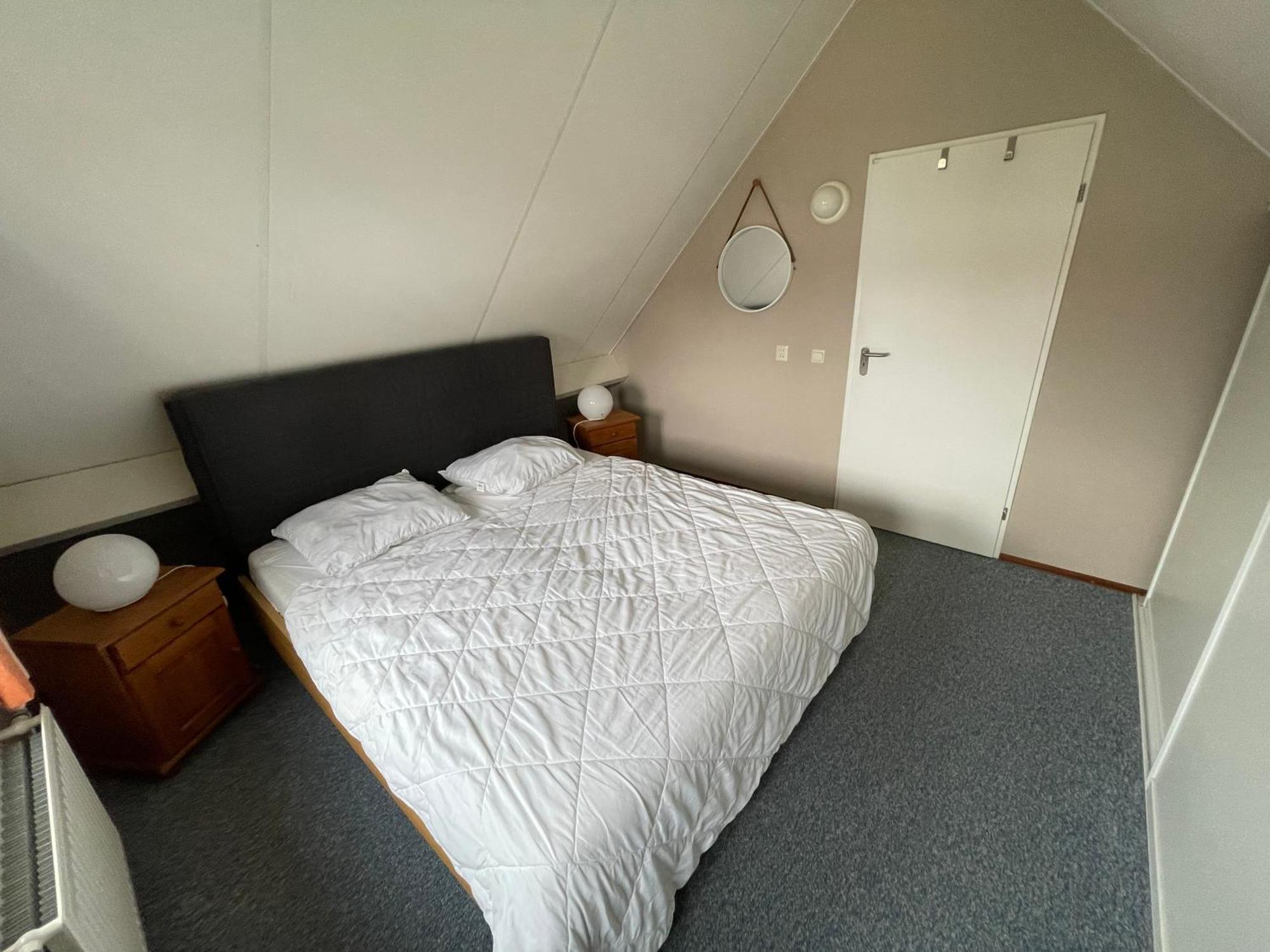 Freistehendes Ferienhaus Am See Naehe Roermond Heel Eksteriør bilde